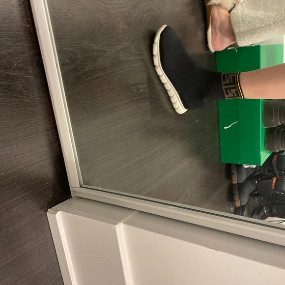 Fendi sneaker size37 - Picture 5 of 5